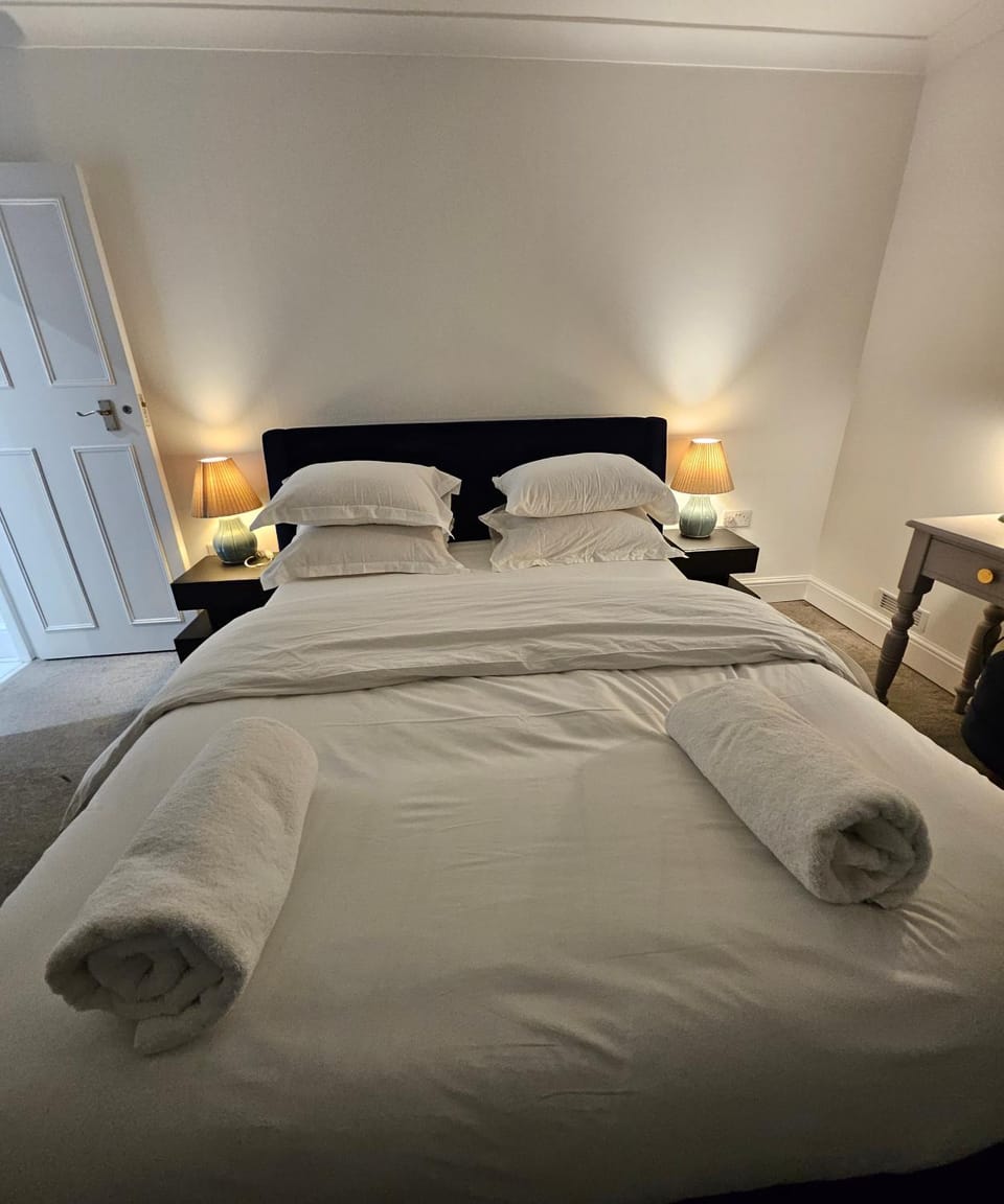 Haru Apr, Primrose Hill Camden Town Apartment in London Borough of Camden