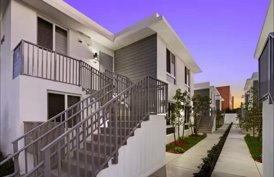 Prime 2BR 2BA #208 Apartment in Miami