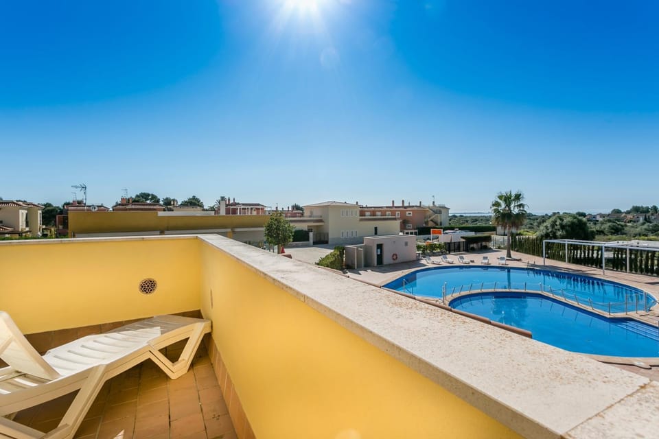 Balcony/Terrace, Pool view