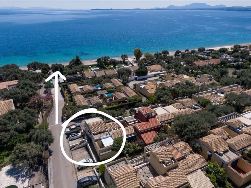 Blue Marine 2 VIP Barbati On The Beach Apartment in Corfu, Greece
