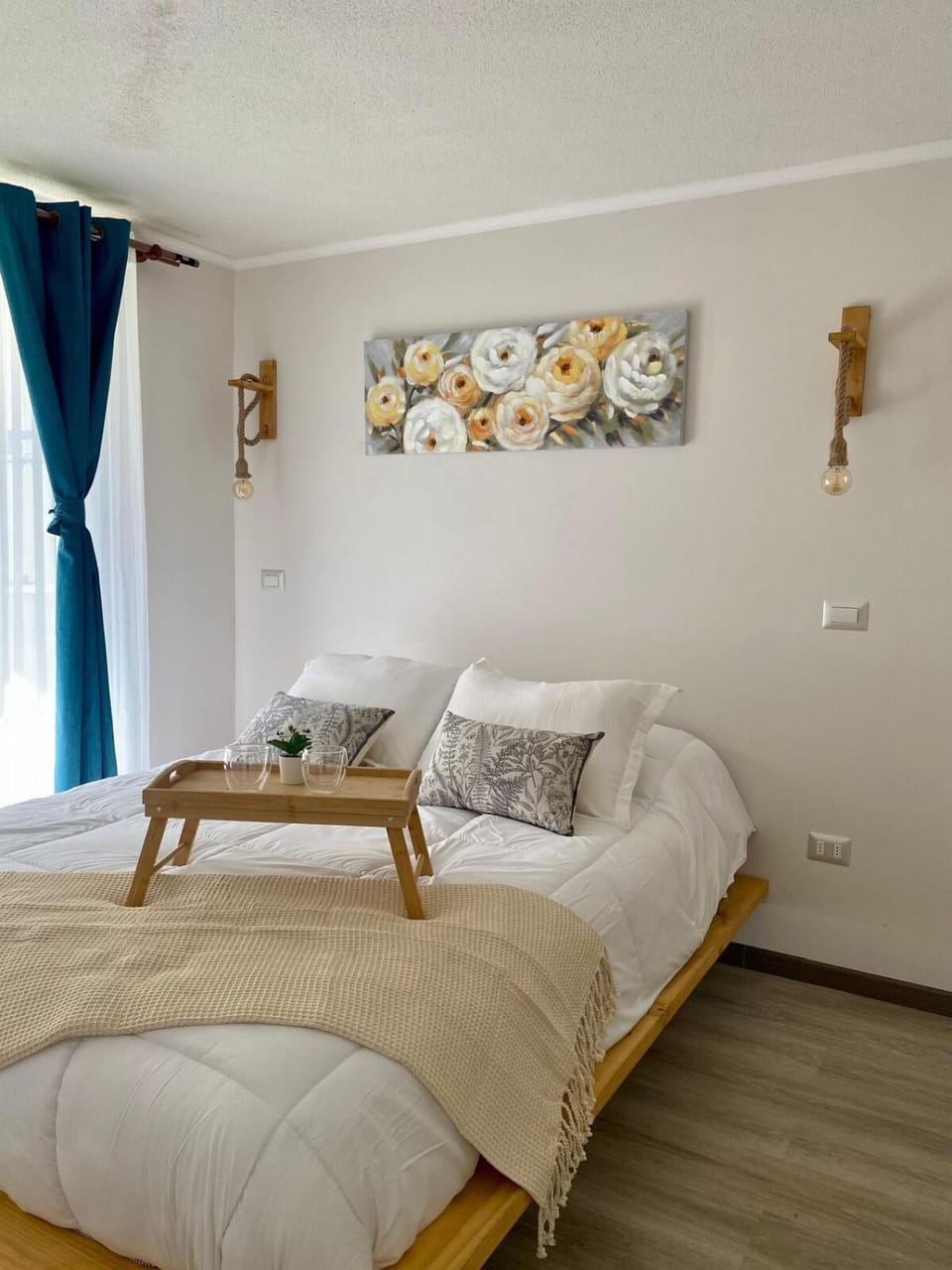Photo of the whole room