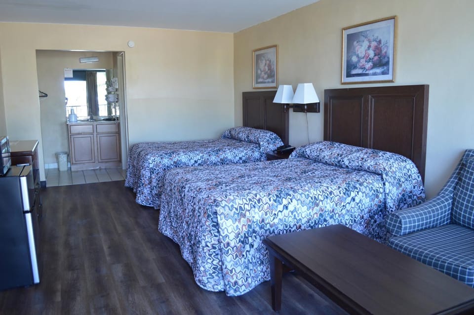 Tarpon Shores Inn Motel in Tarpon Springs