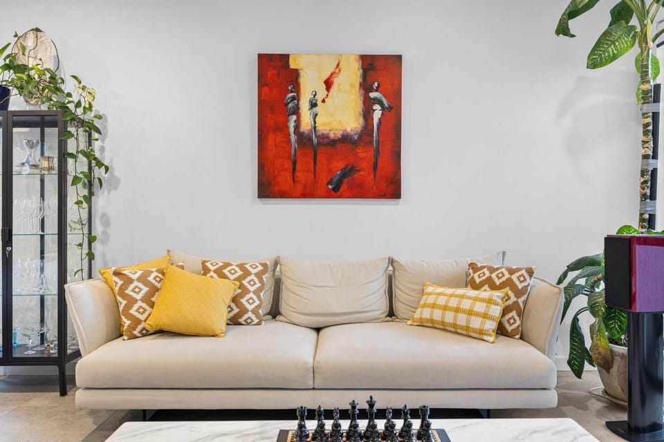 Stylish Mount Lawley Retreat Walk to Beaufort Street House in Perth