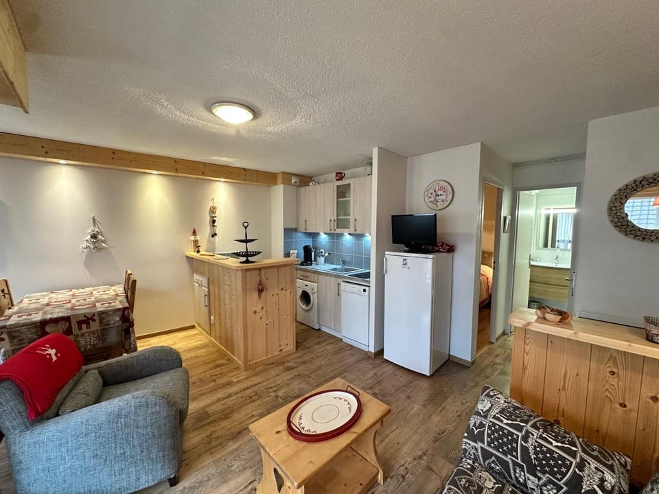 Appartement 35m² 2 pers au cœur de Villard-de-Lans - FR-1-515-225 Apartment in Provence-Alpes-Côte d'Azur