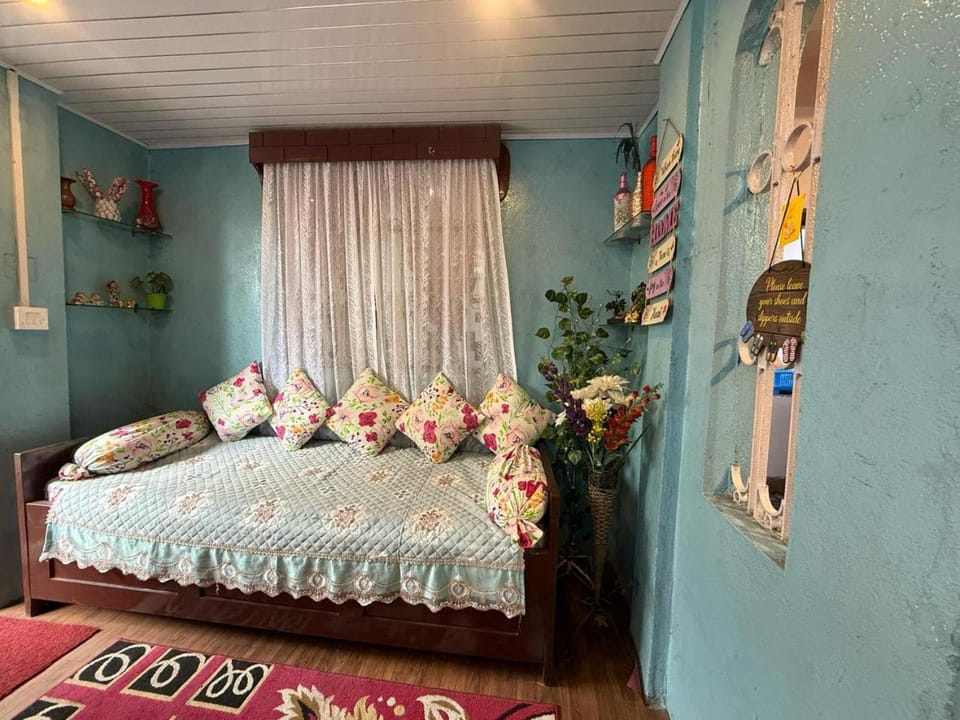 Sunset nest Lillus apartment Apartment in Darjeeling