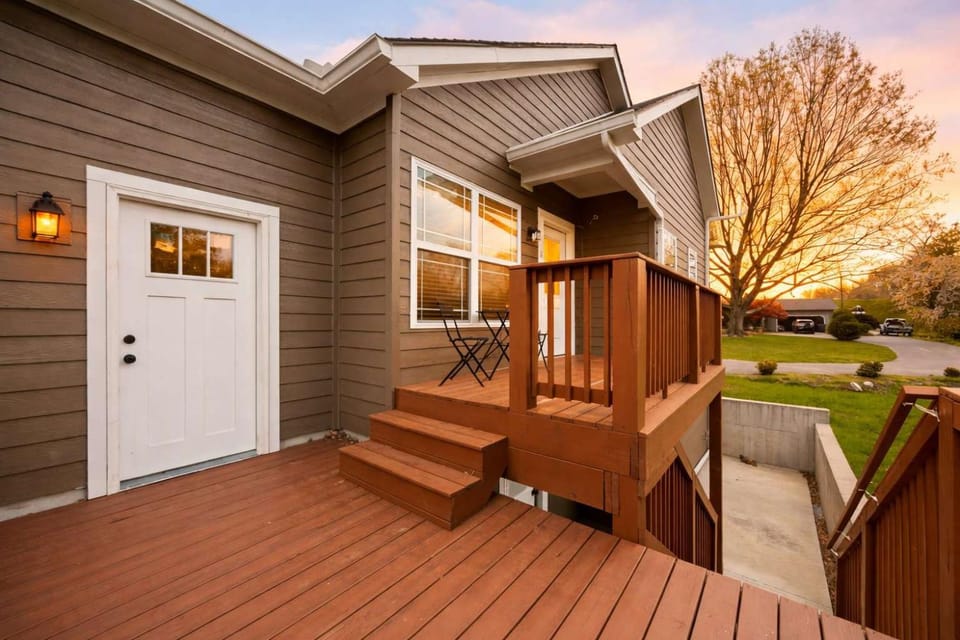 Charming 1-BR Retreat in the Heart of Clarksville Apartment in Clarksville