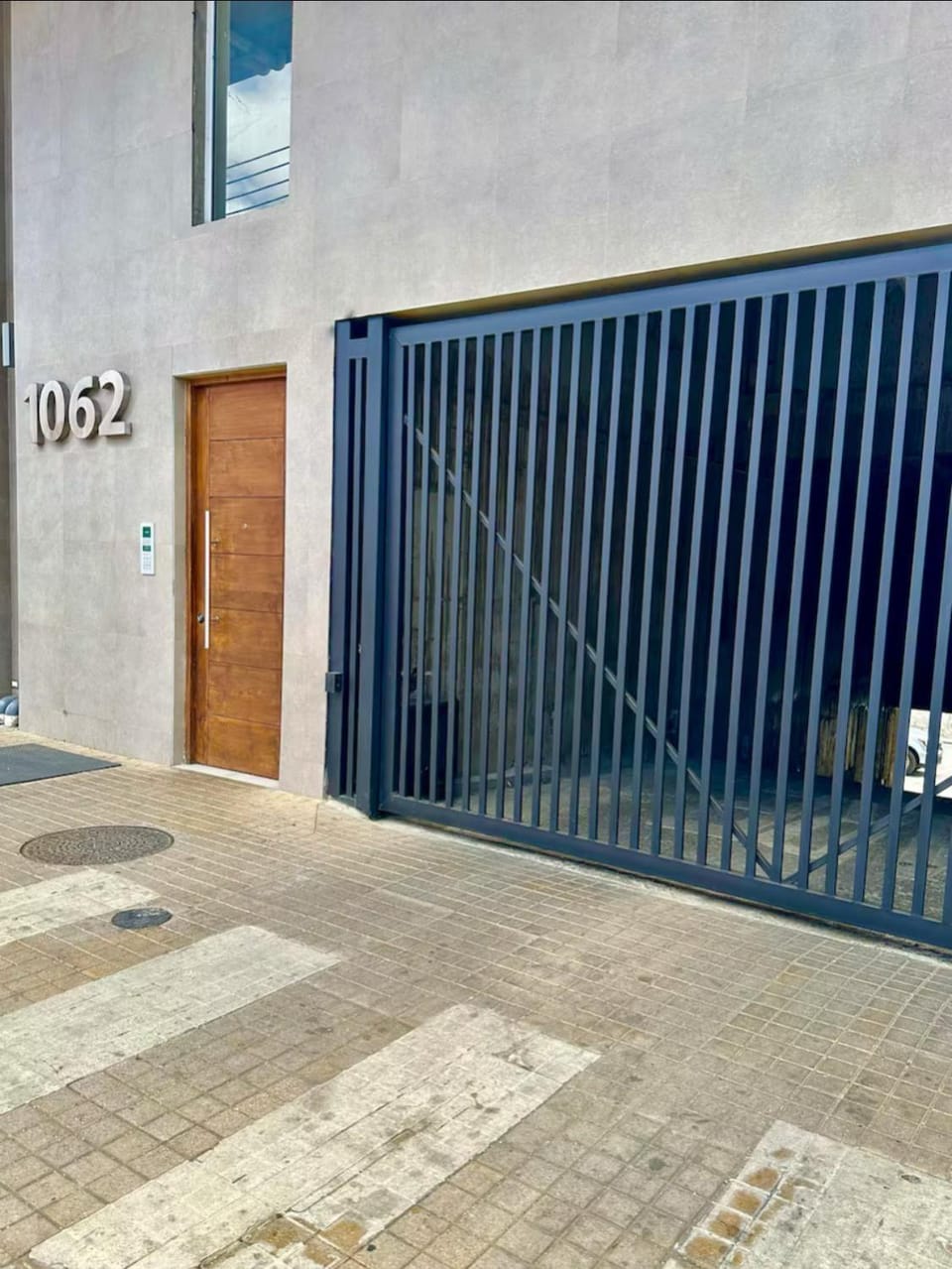 Property building, Facade/entrance