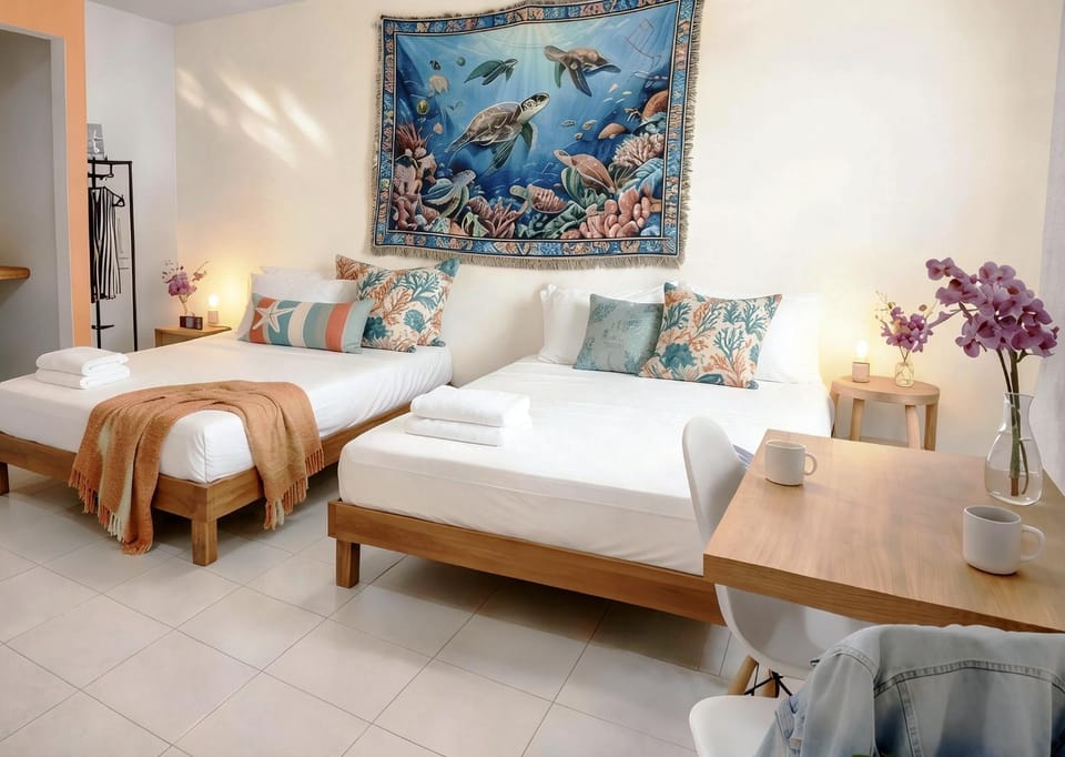 Bed, Photo of the whole room, Bedroom, towels