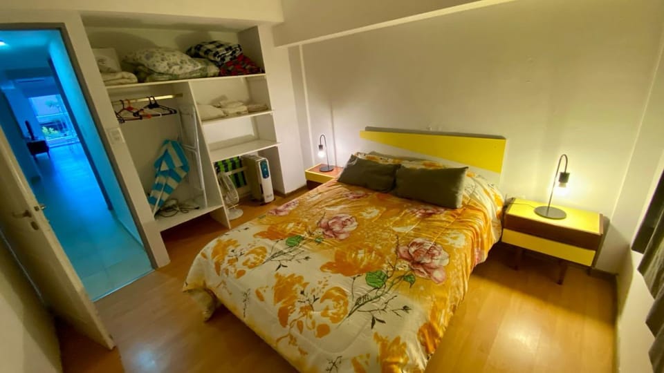 Alberti - Cómodo departamento a metros del Paseo Aldrey y Guemes Apartment in Mar del Plata