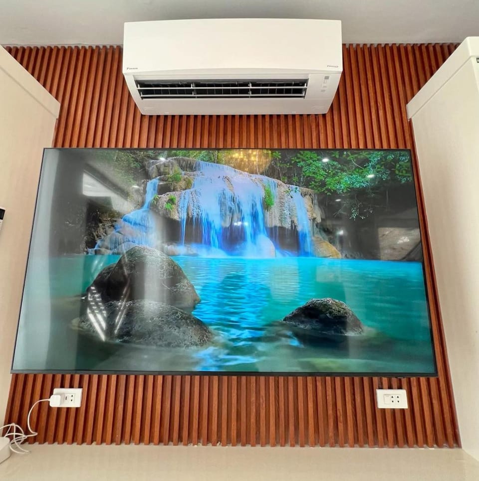 TV and multimedia, air conditioner