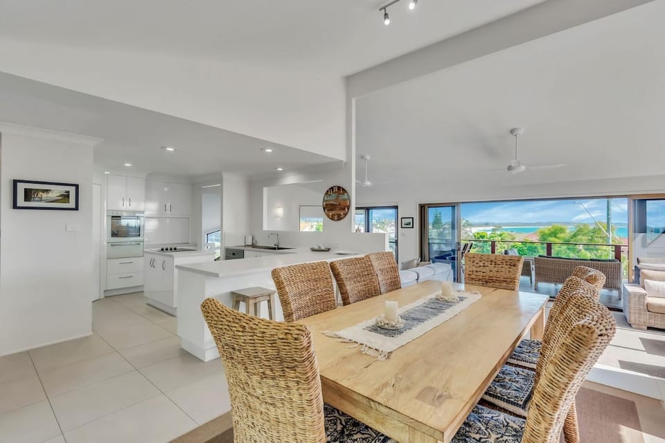 Sea Ann Lennox Head House in Lennox Head