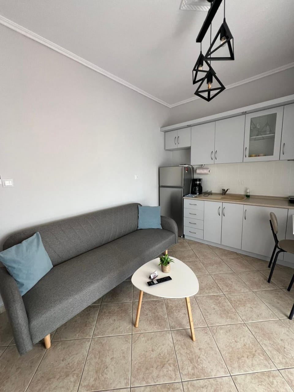 Kitchen or kitchenette, Living room