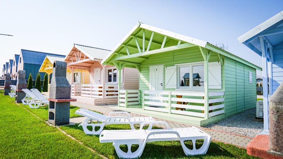 Property building, sunbed