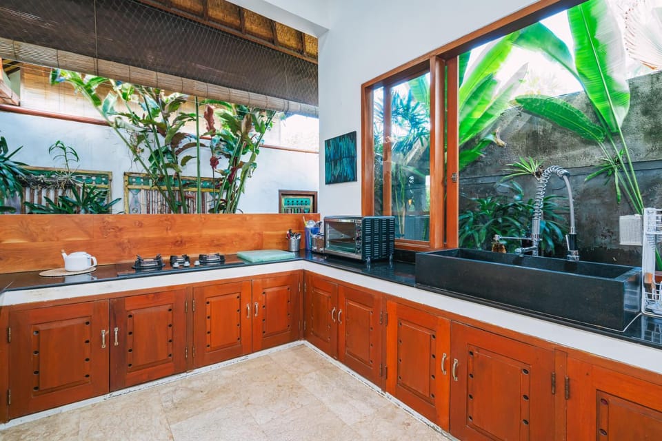 Garden, Kitchen or kitchenette, Garden view, microwave, stove