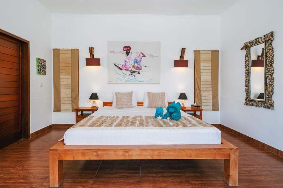 Bed, Photo of the whole room, Bedroom, towels, wardrobe