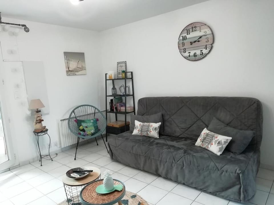Bel appartement à 100 m de la plage Apartment in Carcans