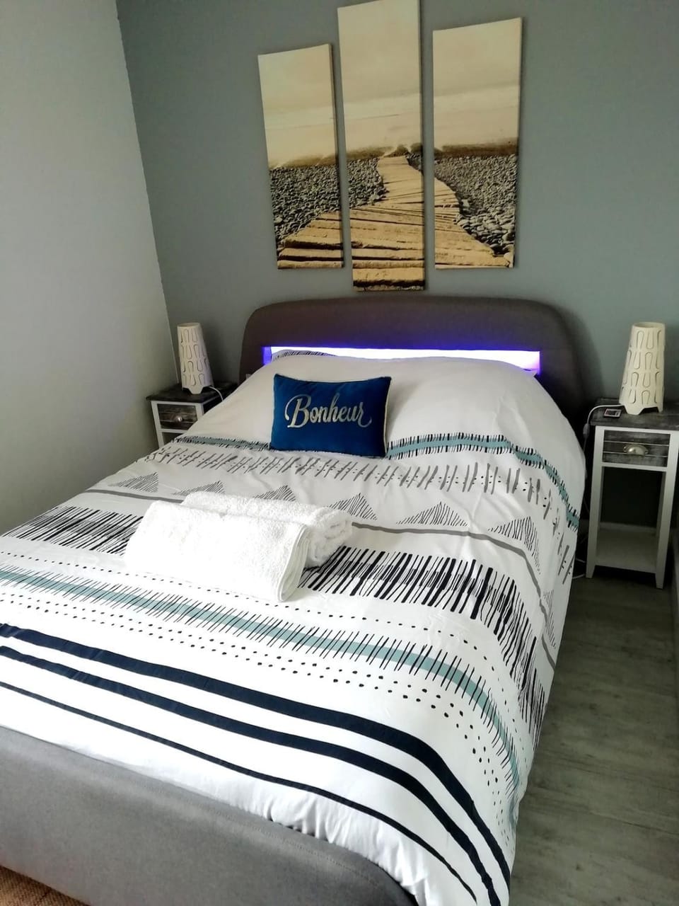 Bel appartement à 100 m de la plage Apartment in Carcans