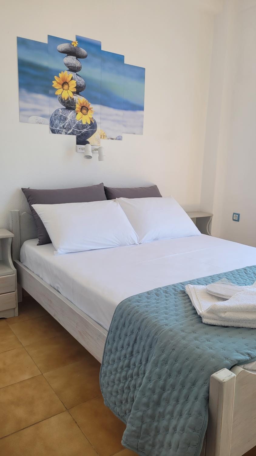 Aura Loutra Kythnos Apartment in Kea-Kythnos