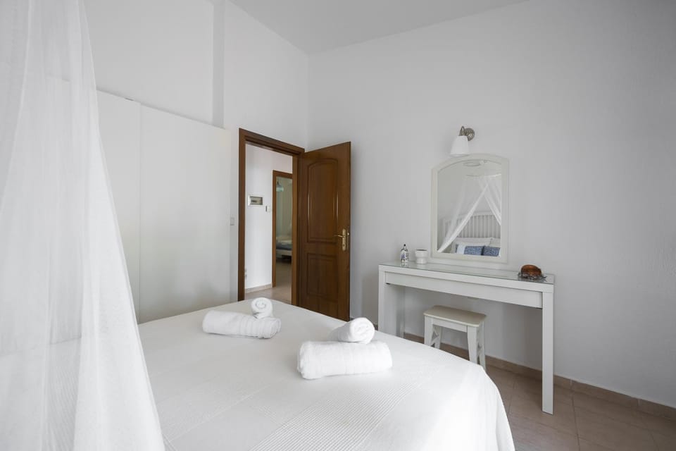 Coral VIlla by Luxlikehome House in Halkidiki