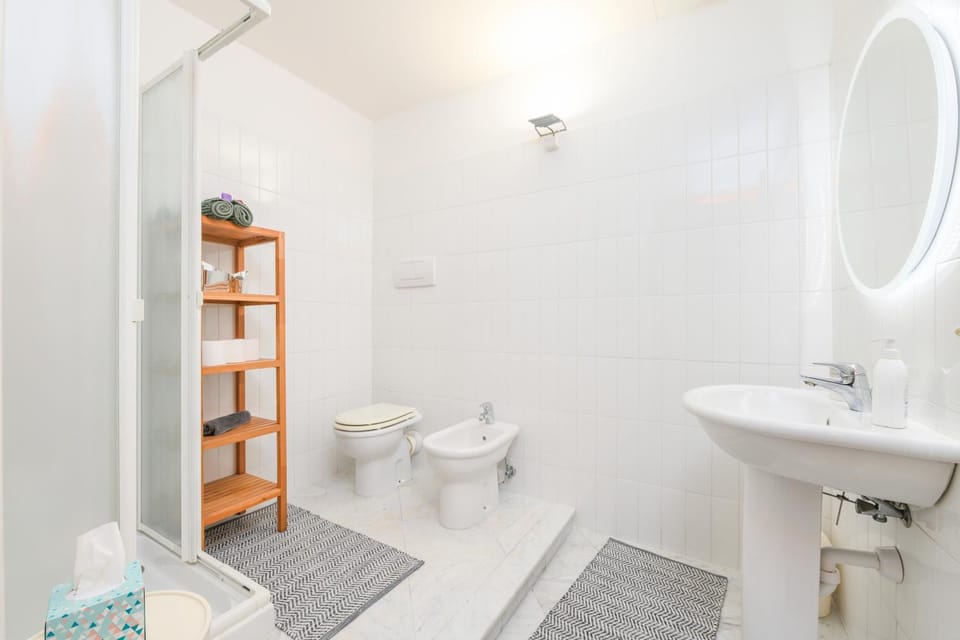Shower, Toilet, Bathroom, bidet