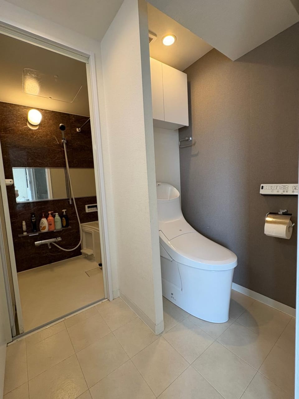 Cozy corner Bed and Breakfast in Shinjuku