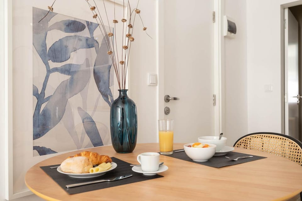 Dining area, Breakfast