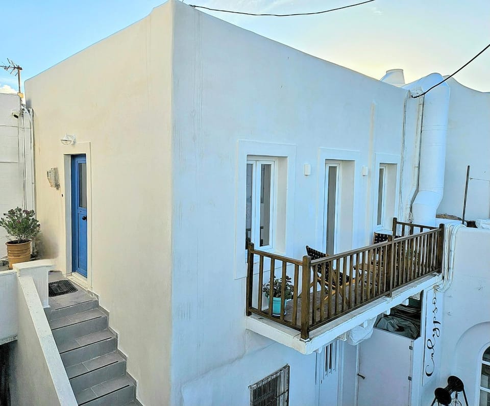 Property building, Balcony/Terrace