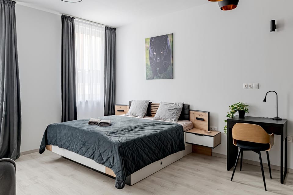 Bed, Living room, Bedroom