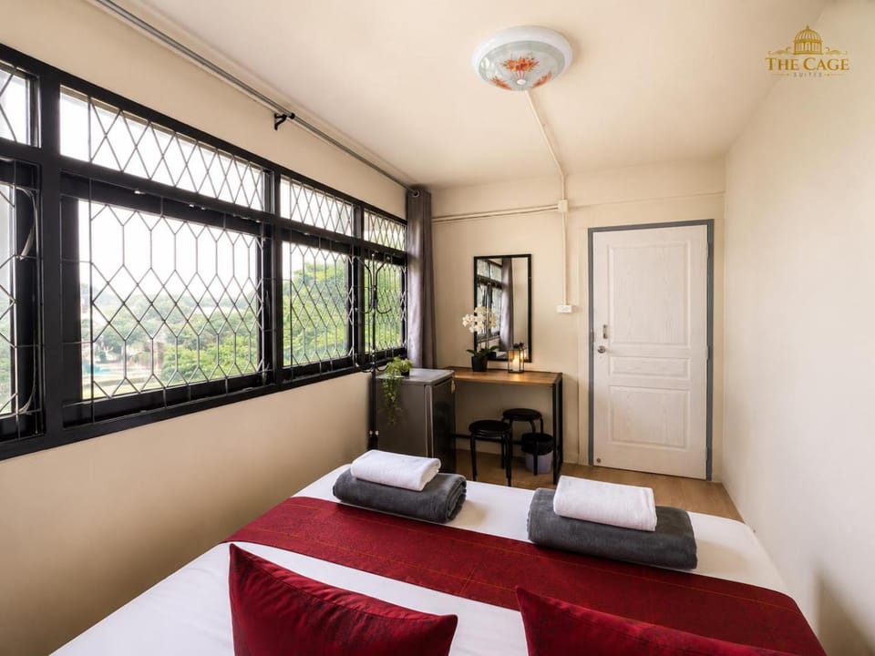 The Cage Suites Bed and Breakfast in Bangkok