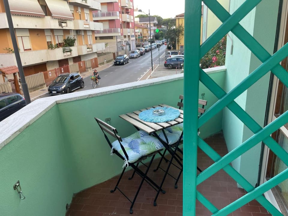 Balcony/Terrace, Parking