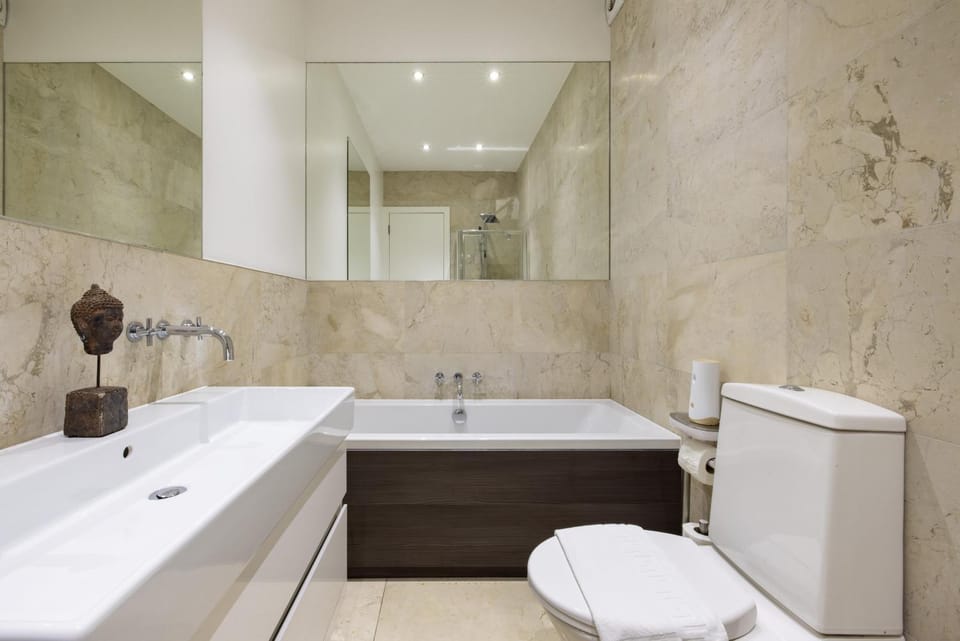 Bathroom, Bath