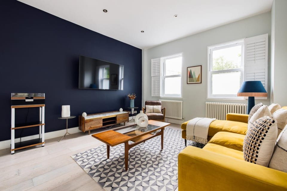 TV and multimedia, Living room, Seating area