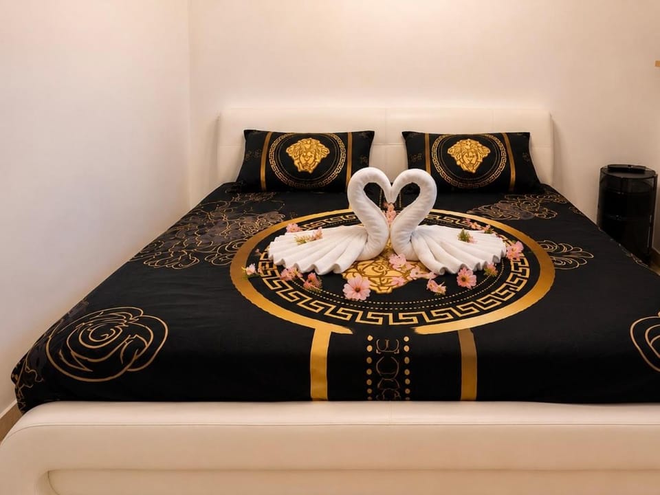 Olympus B&B Apartment in South District