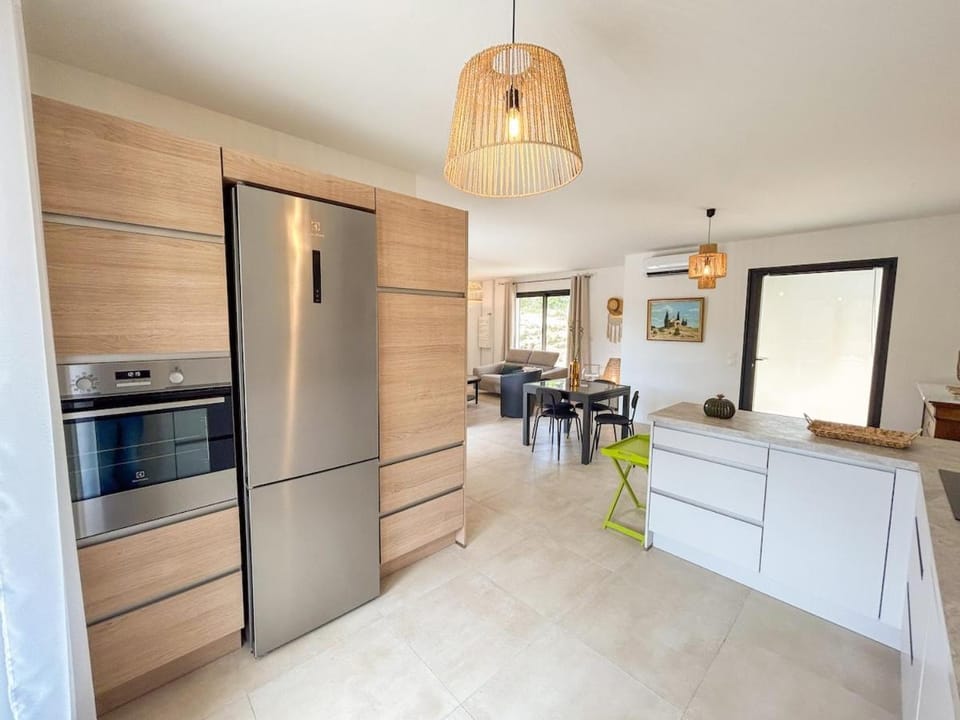 Joli T2 avec terrasse à Bandol Apartment in La Cadière-d'Azur