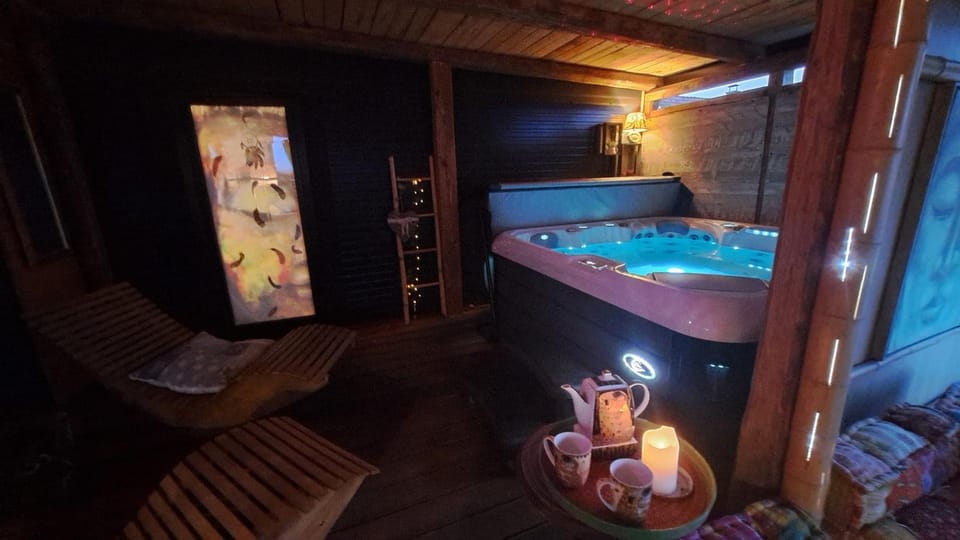 Hot Tub
