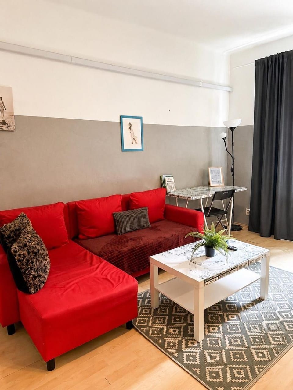 Urban marvel retro Apartment in Bratislava
