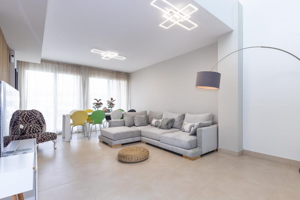 Communal lounge/ TV room, Living room