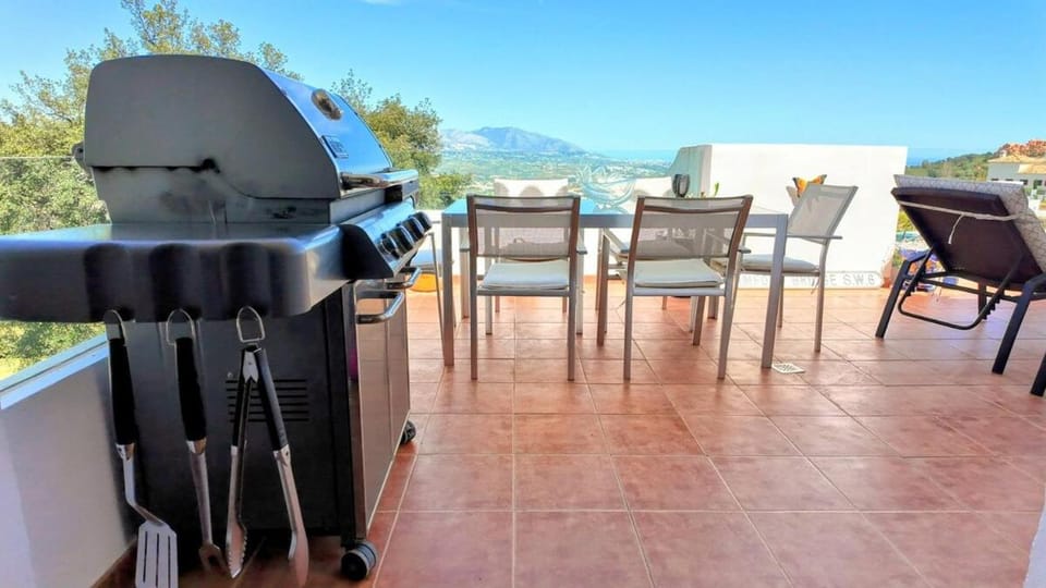 Casa Buena Vista Elviria Marbella Apartment in Sierra de las Nieves