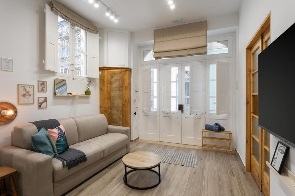 Living room, air conditioner