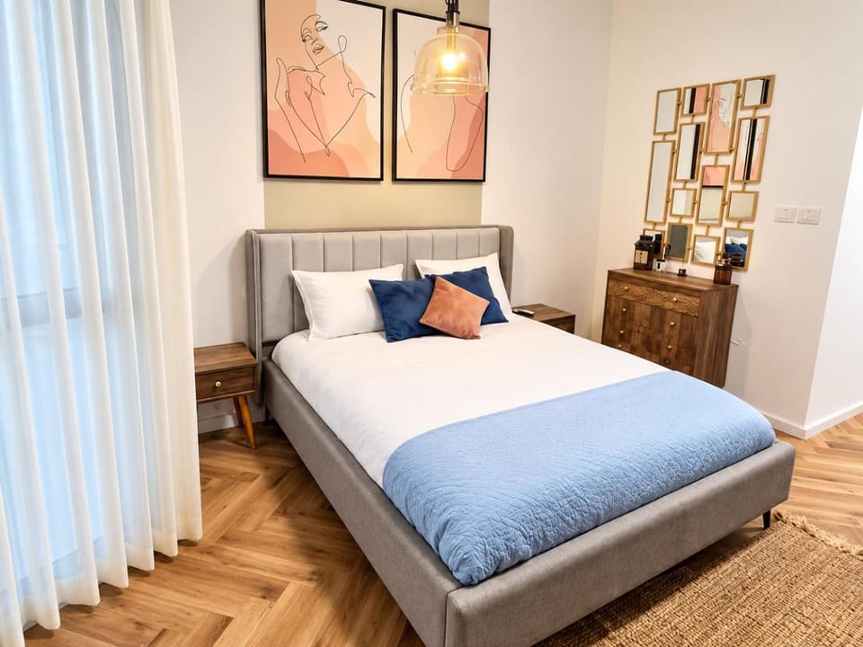 Bed, Photo of the whole room