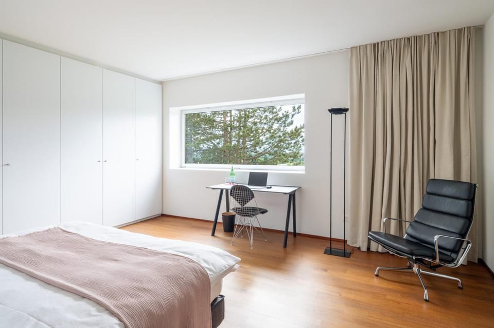 Bed, Photo of the whole room, Bedroom, wardrobe