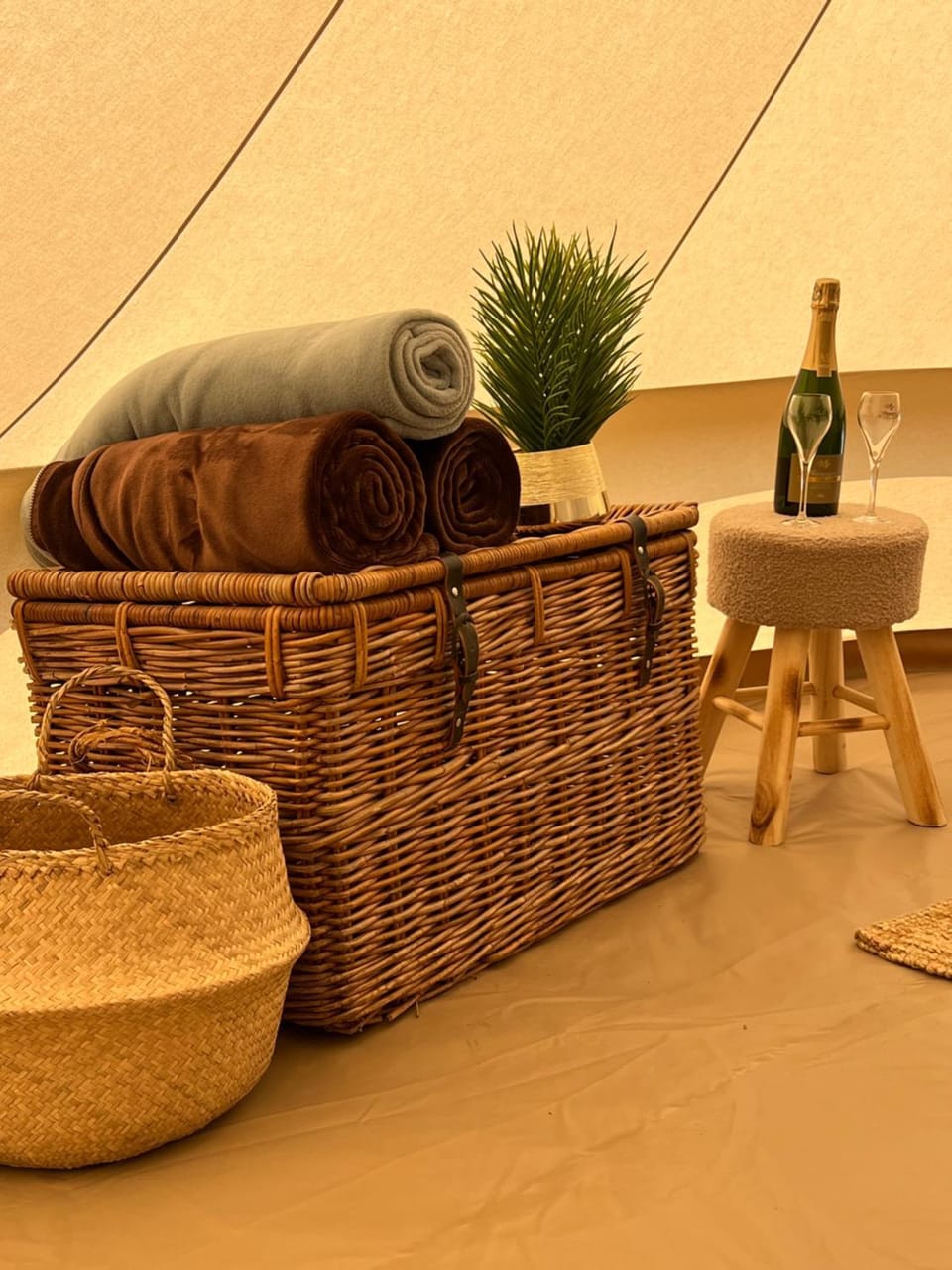 Glamping Verger de la Marsale Luxury tent in Wallonia, Belgium