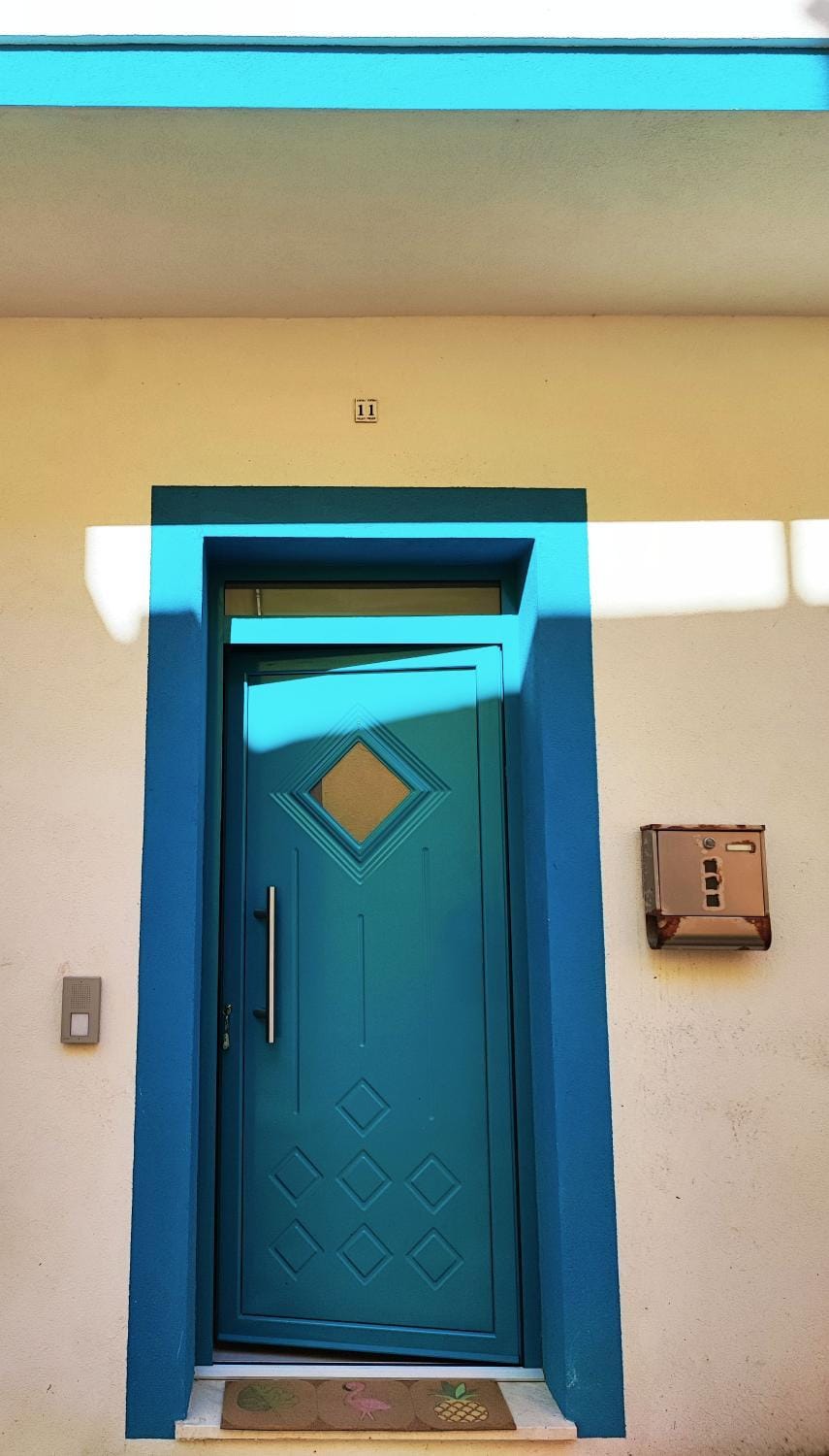 Property building, Internal: Not applicable to any particular room