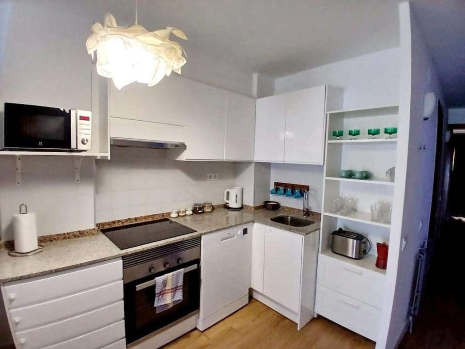 MM4-Apto en 1ª linea de playa Apartment in Mataró