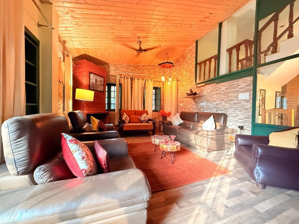 Living room, fireplace