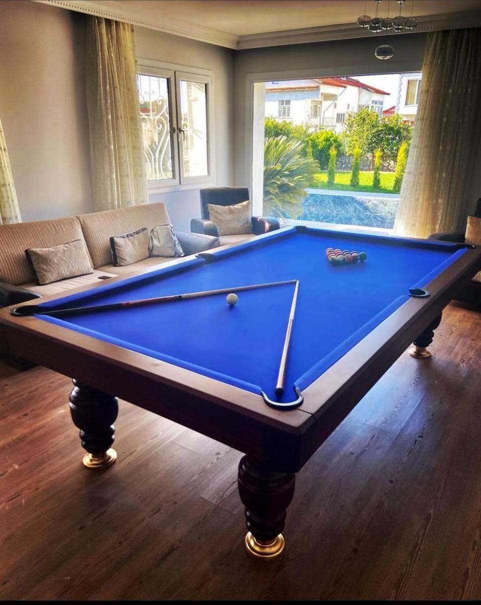 Billiard