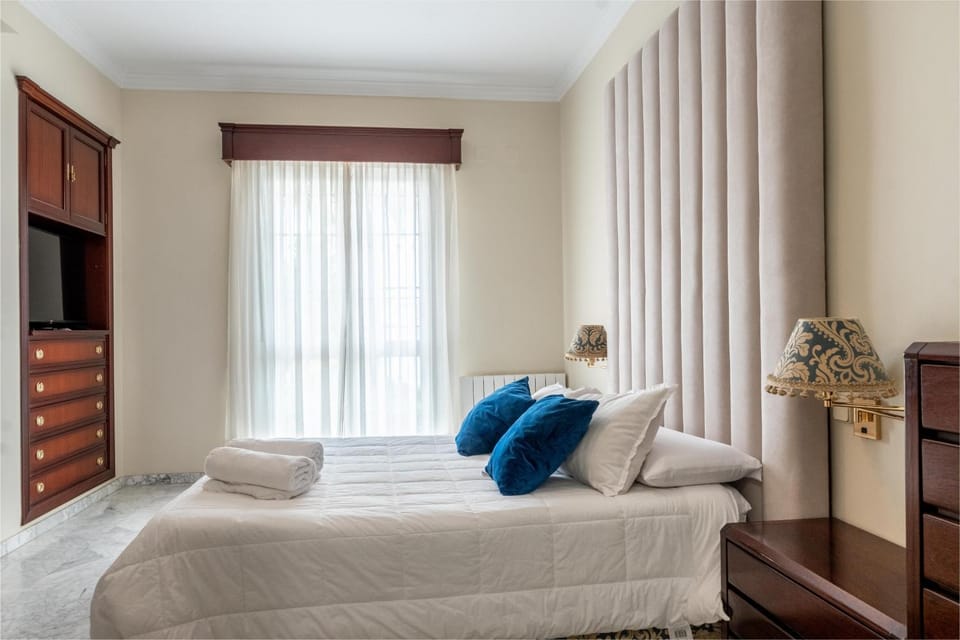 Living room, Bedroom