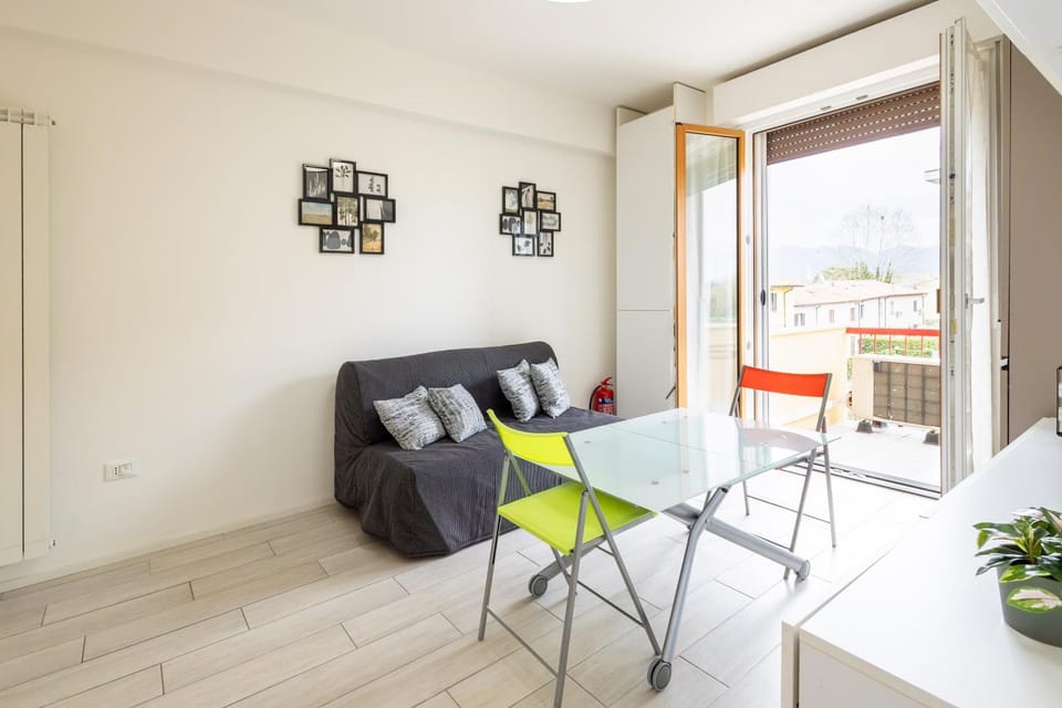 Balcony/Terrace, Living room, Seating area, Dining area