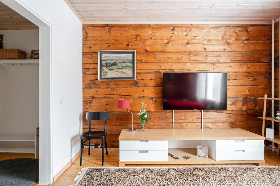 TV and multimedia, Living room