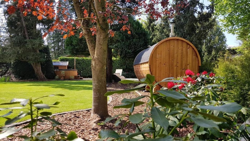 Vacation home Lunteren with Hottub and Sauna House in Lunteren